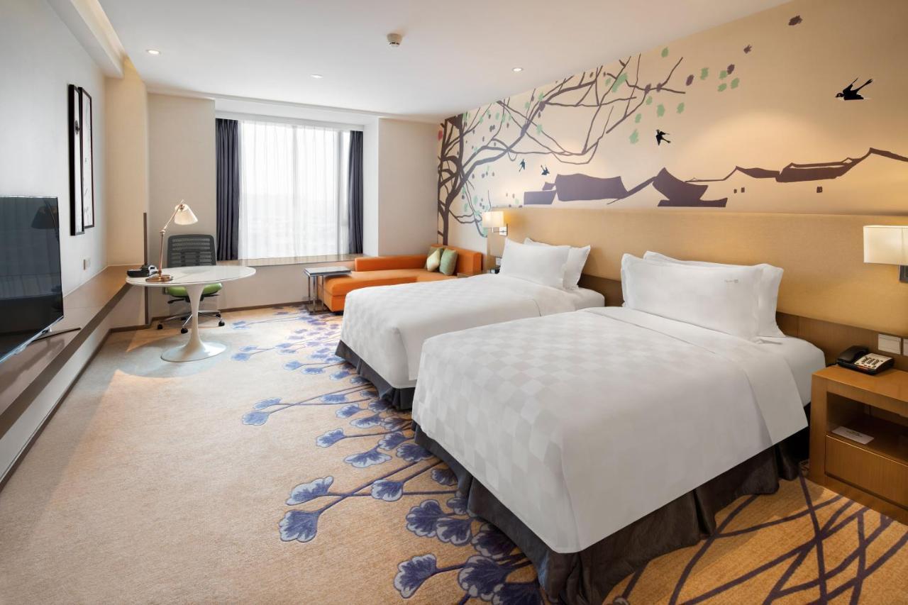Holiday Inn Chengdu High-Tech Center By Ihg Exterior photo